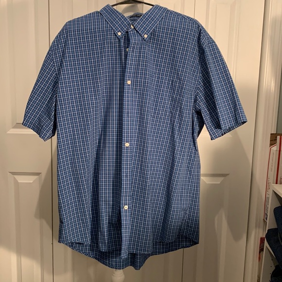 St. John Shirts Great Looking Short Sleeve Shirt Lightweight And